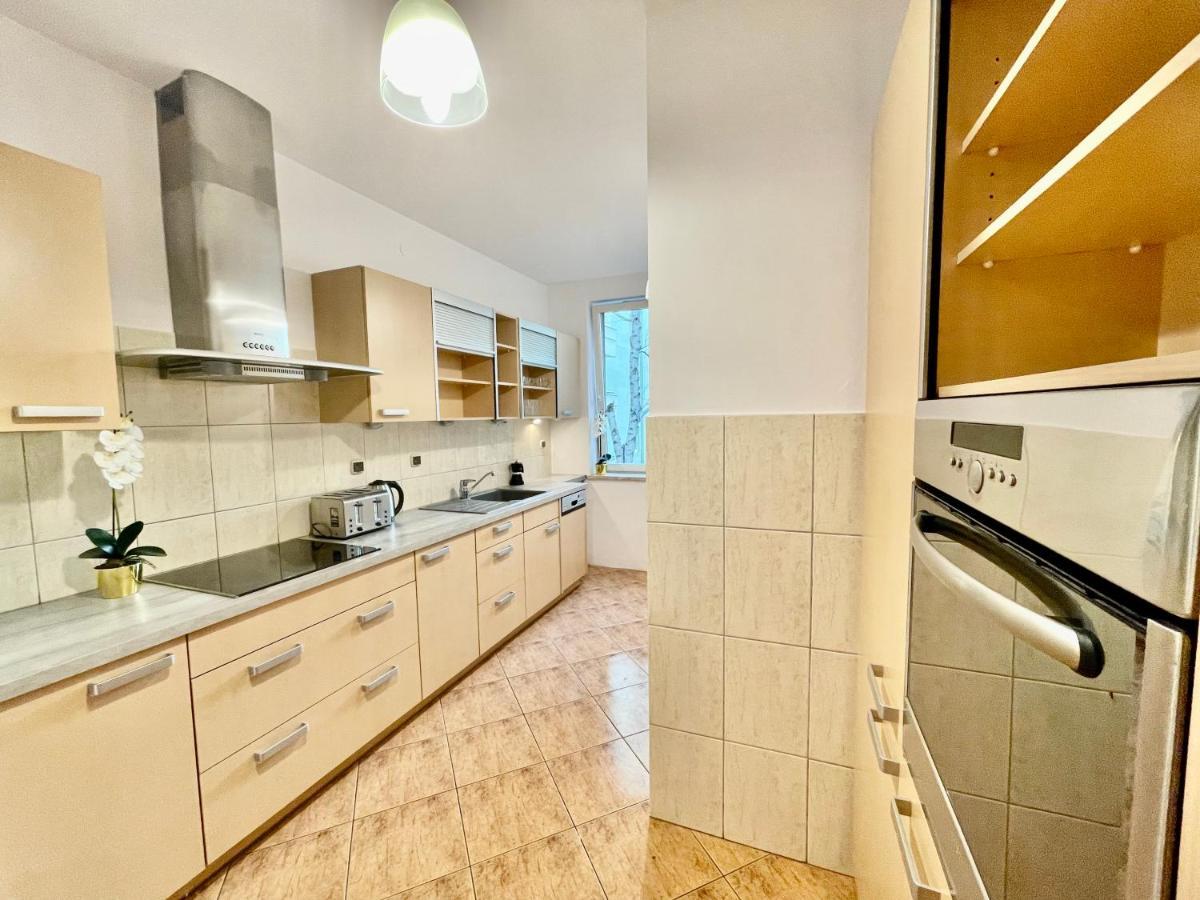 Apartamento Warsaw Concierge Wola Ratusz Exterior foto