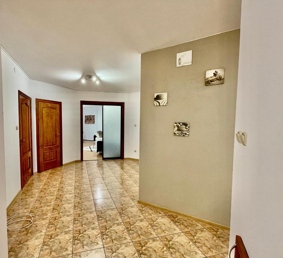 Apartamento Warsaw Concierge Wola Ratusz Exterior foto