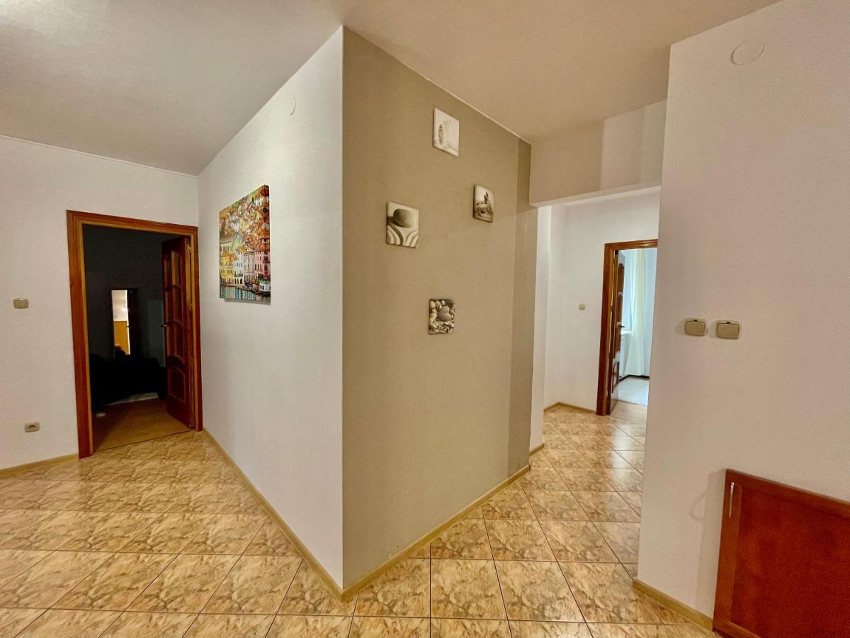 Apartamento Warsaw Concierge Wola Ratusz Exterior foto