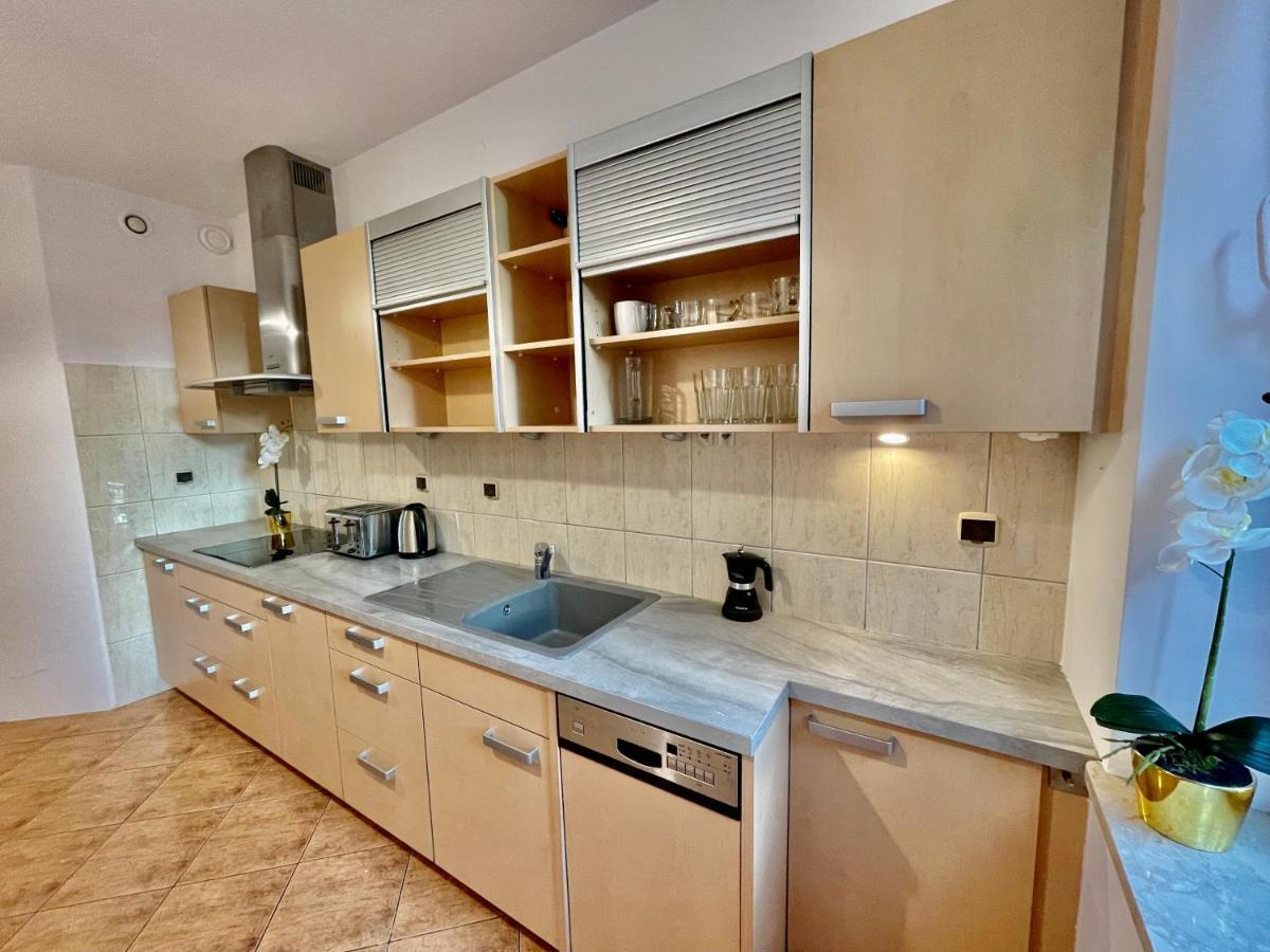 Apartamento Warsaw Concierge Wola Ratusz Exterior foto